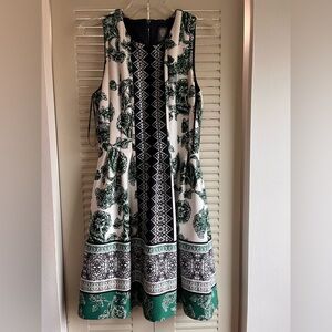 Vince Camuto Navy Blue and Green Patterned Midi Dress